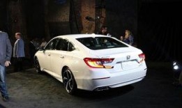 最新款雅阁爆料了吗,最新款型曝光，性能与设计全面升级！”